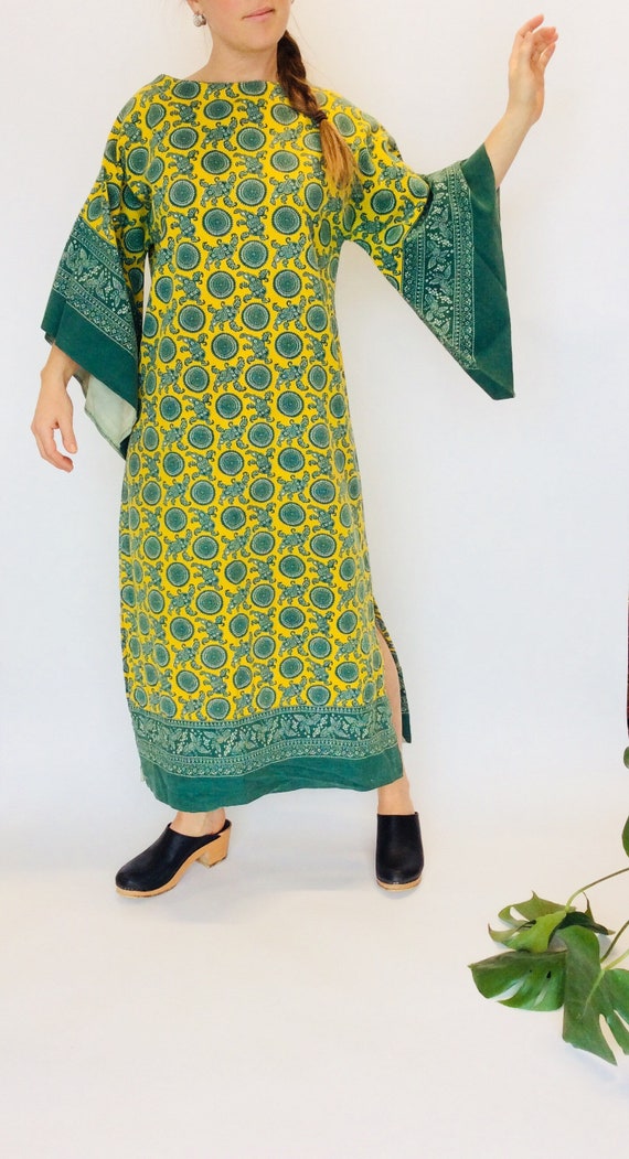 70s bellsleeve dress 70s maxi dress long bellsleev