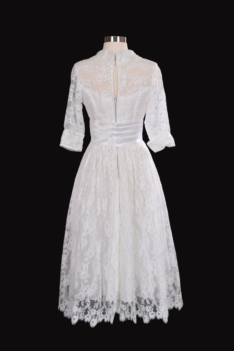 vintage wedding dress 50s