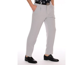 Men’s Light Gray Slim Fit Stretch Dress Pants – Lightweight Performance Fabric