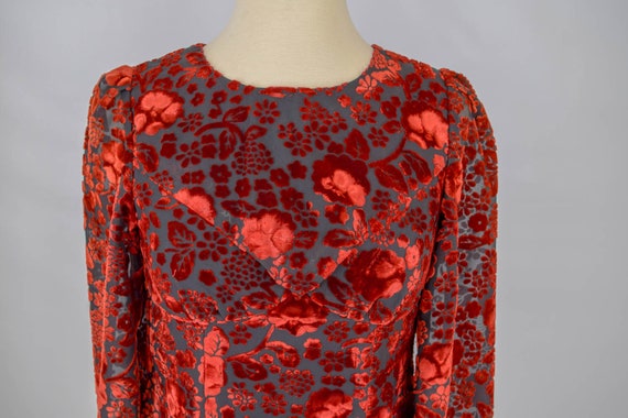 Vintage 1960s Velvet Cocktail Dress | 60s Mod Red… - image 5