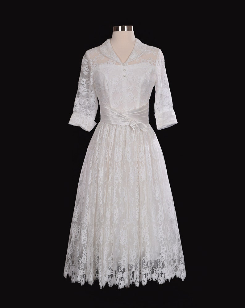 vintage wedding dress 50s