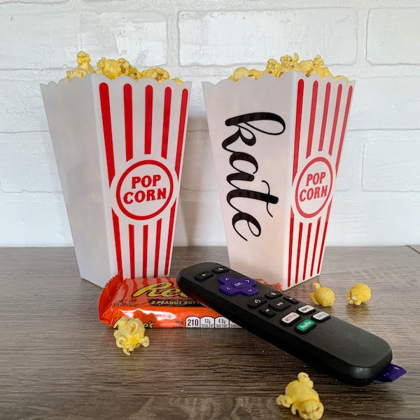 Personalized Popcorn Container - Individual size - Family Popcorn set - movie night - popcorn party favor - plastic reusable