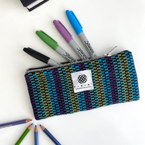 Astuccio per matite sottile Portapenne piccolo organizer fatto a mano Regalo per il ritorno a scuola per insegnanti Make up Cool Stationary Empower Women Charity in Nepal