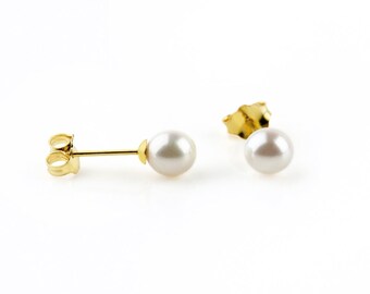 Saltwater pearl studs 6.0-6.5mm - 14K gold pearl studs - Tucana pearl studs