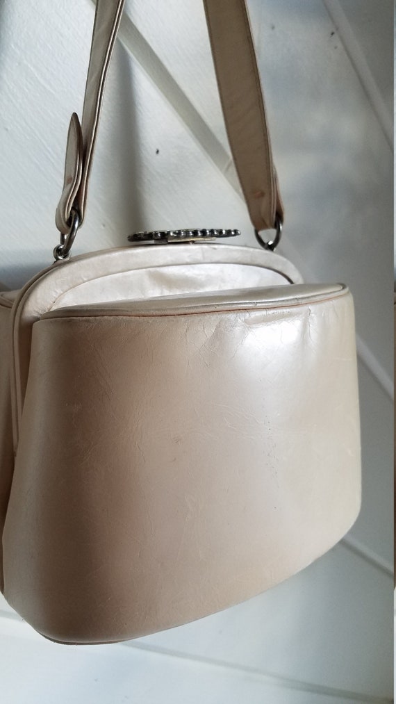 Vintage soft pink leather purse with mother of pe… - image 7