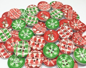 50 x 18mm NAVIDAD Botones de madera Card Making Craft Embellishments