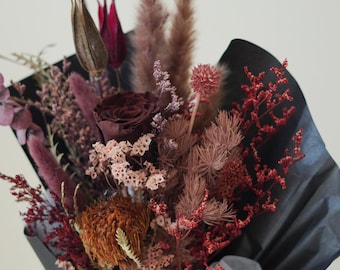 Handmade Dried Flower Bouquet: Elegant Preserved Roses & Bunny Tails