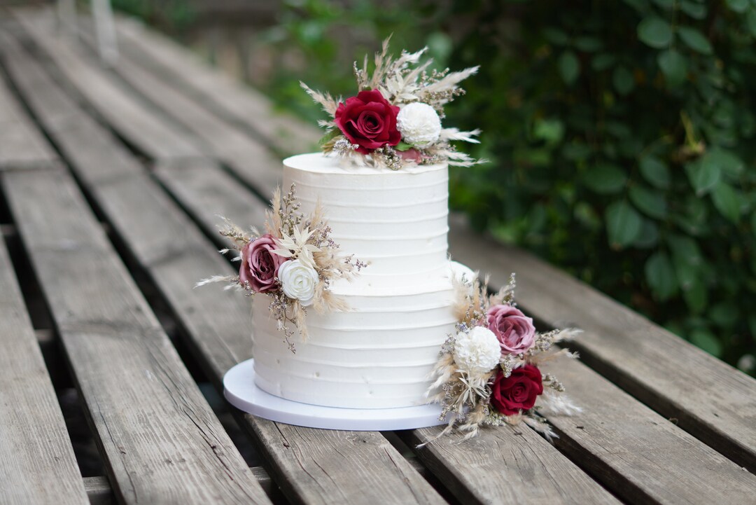 The Baked Studio - Anello per torta con fiori secchi e pampa in stile bohémien, decorazione per torte, compleanni, baby shower, battesimi e matrimoni (rosa e bianco
