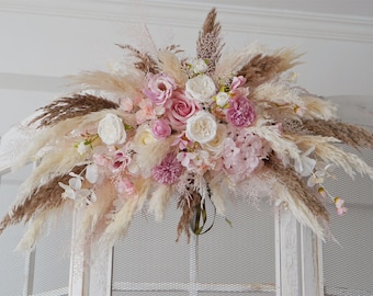 Pampas & Floral Arch Arrangement: Boho Wedding Decor (L 70 cm x H 40cm)