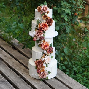 Adorno para tarta de flores de seda de terracota: decoración rústica bohemia para bodas