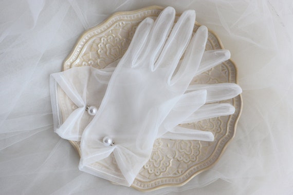 short white dress gloves Short Wedding Dress with Gloves, Balloon Wedding Dress, Aletta Dress