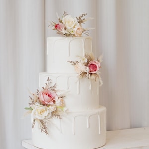 A Set Wedding Cake Topper, Pink & White Floral Cake Decoration, Cake Topper Flowers, Pampass Cake Flowers, Rustic Wedding, Boho Wedding
