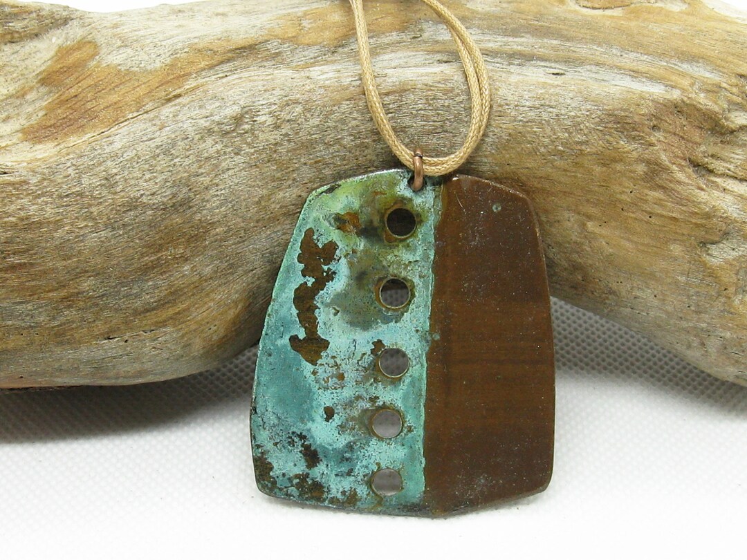 Collier Fantaisie Ethnique En Mailles Cuivrées - Longueur 41-45 Cm, Occasion