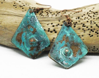 Koperen oorbellen met groene patina, etnische sieraden, boho