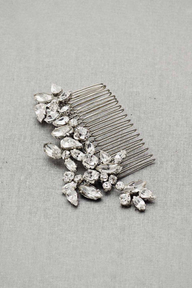 NEELY Crystal bridal hair comb, Bridal Hair Comb, Crystal Comb, Bridal Hair Accessory, Bridal Headpiece, Wedding Hair accessory, Crystals image 4