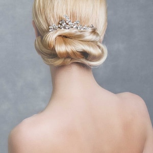 NEELY Crystal bridal hair comb, Bridal Hair Comb, Crystal Comb, Bridal Hair Accessory, Bridal Headpiece, Wedding Hair accessory, Crystals image 2