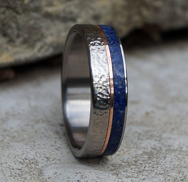 Titanium ring copper and lapis lazuli