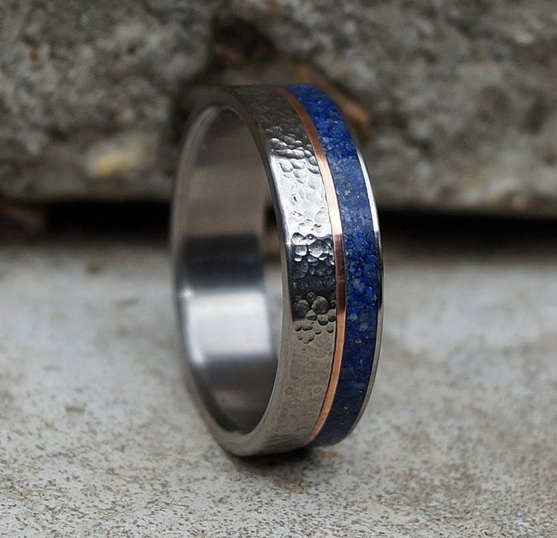 Titanium ring copper and lapis lazuli