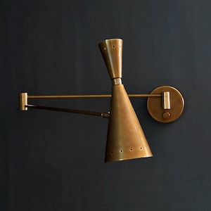 Halverwege de eeuw wandkandelaar LELO 2 wandlamp, handgemaakte messing op Stilnovo geïnspireerde moderne wandlamp licht, leeslamp naast bed