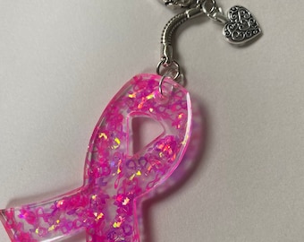 Portachiavi con nastro di supporto rosa per cancro al seno, raccolta fondi, sopravvissuto al cancro al seno, portachiavi con nastro in resina