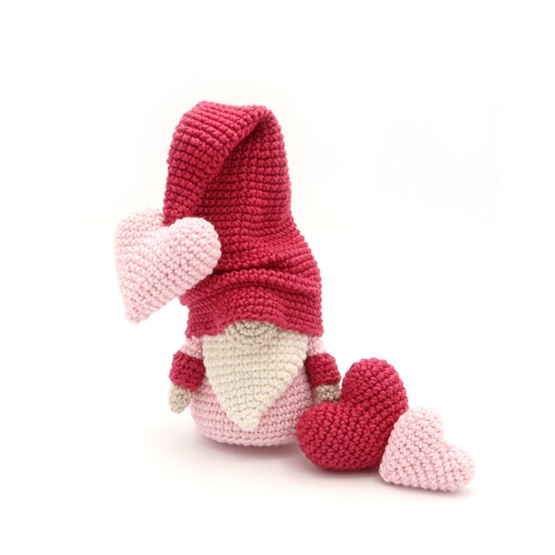 Valentine Gnome crochet pattern image 2