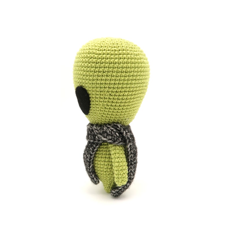 ALIEN crochet pattern image 7