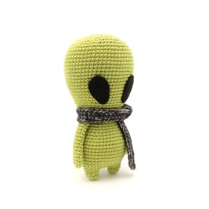 ALIEN crochet pattern image 8