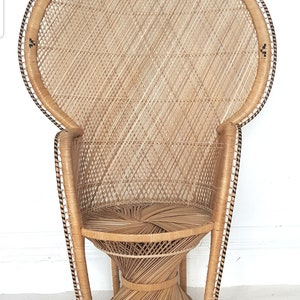 Peacock 2024 throne chair