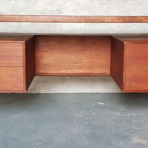 Mcm Floating Desk Etsy UK