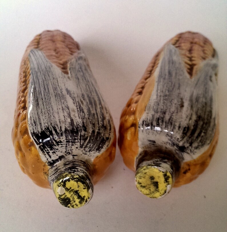 kitsch Italian pottery rustic Italian kitchen corncob salt shaker,midcentury art pottery Vintage Italian salt and pepper set
