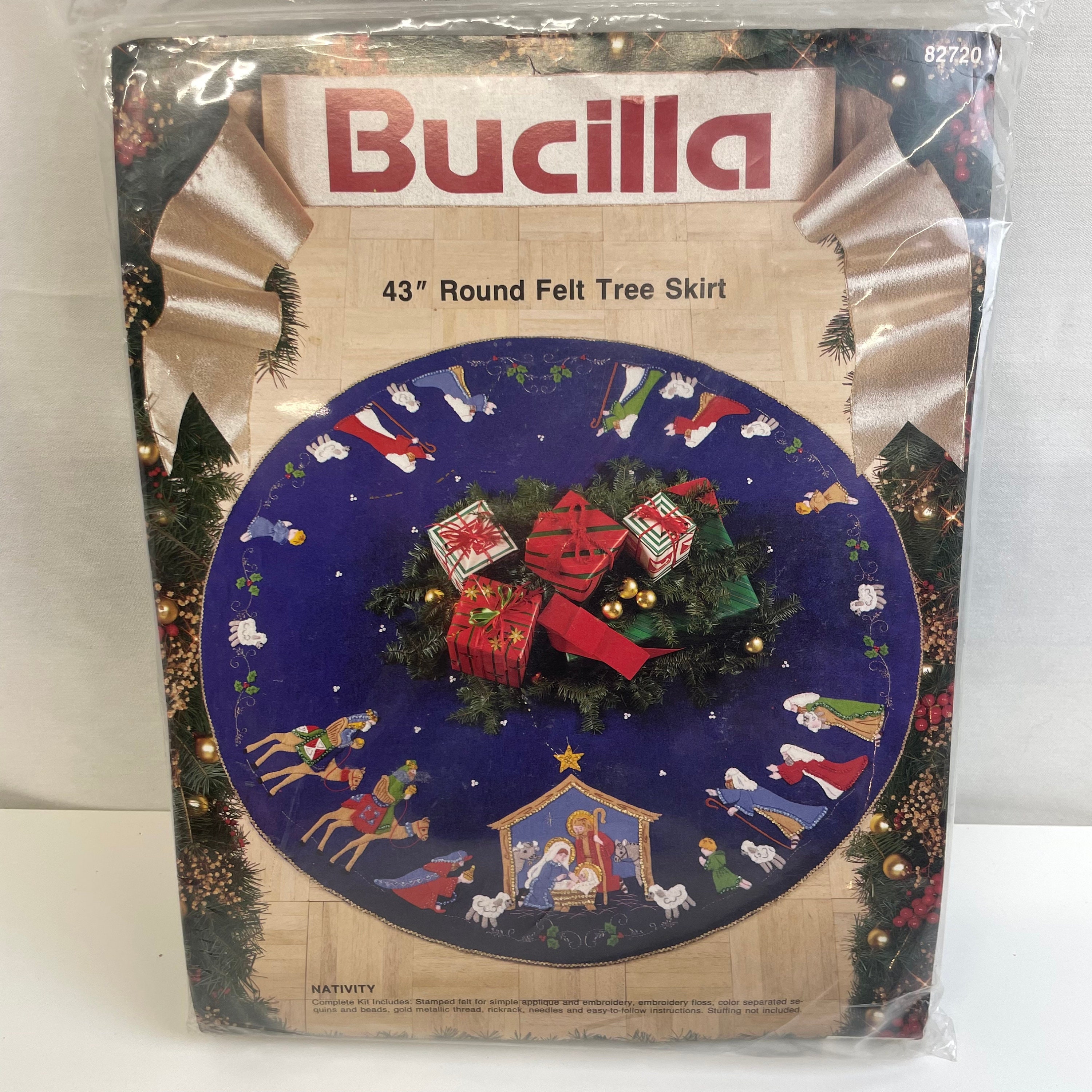 Bucilla Christmas Nativity Felt Applique Tree Skirt 43 Round Embroidery