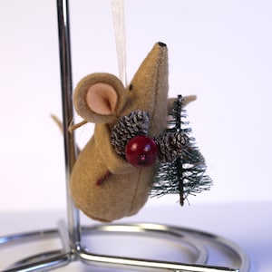 Forest Foraging Christmas Mouse Decoration