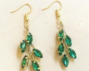 Beautiful Bridesmaid Pale Emerald Green with Gold Wedding Drop Earrings
