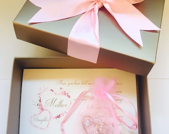 Beautiful Wedding Gift Set for the Mother of the Bride