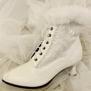 Gewoon mooi ivoor/wit kanten inzet met parel en diamant Victoriaanse vintage bruidslaarzen