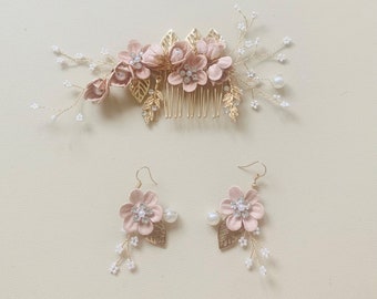 Schöne Brautjungfer Apricot / Peach mit Gold Perle und Diamante Hochzeit Blumen Haarkamm und Passende Ohrringe