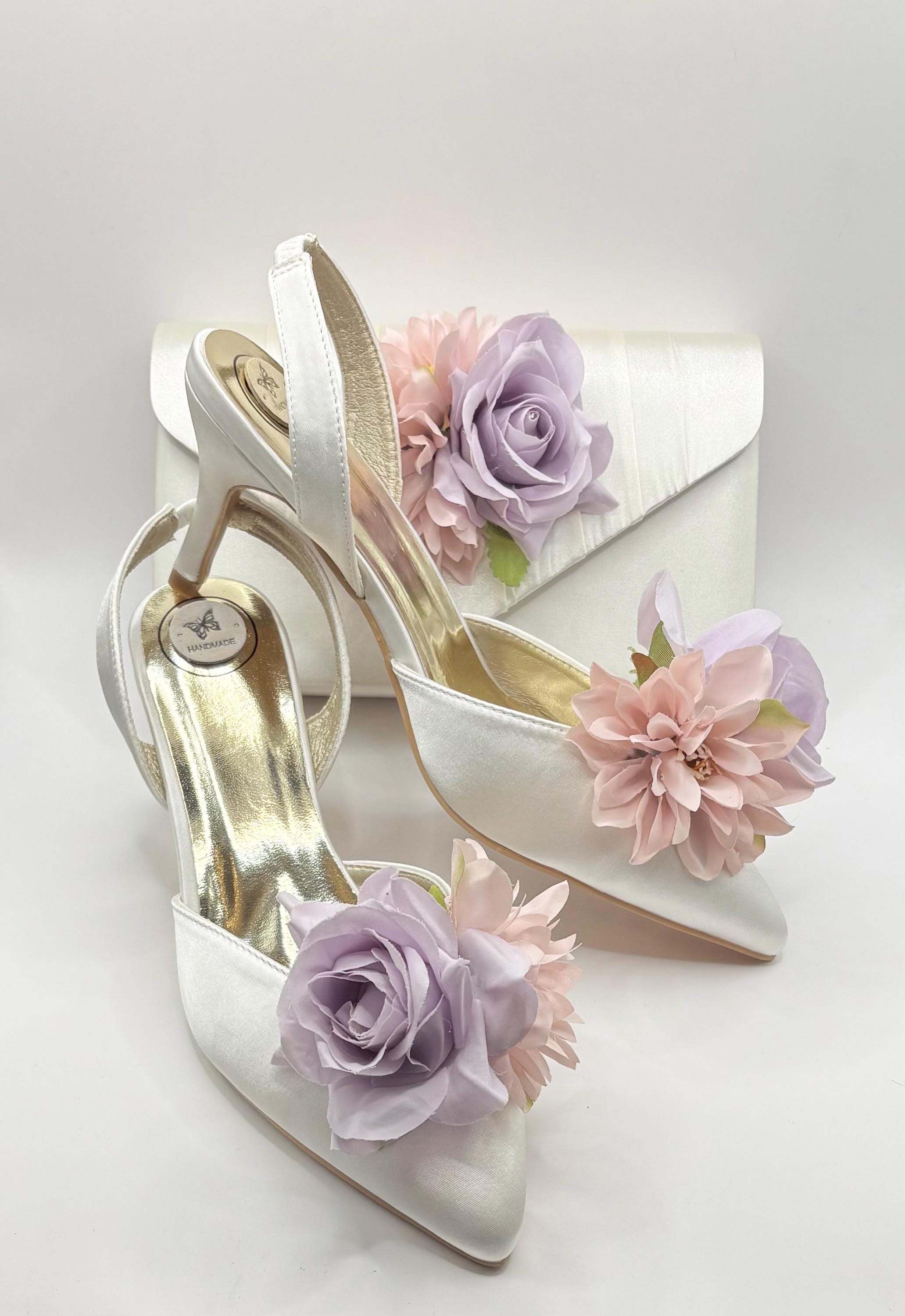 dusty pink dress and gold shoes What Color High Heels Go With a Pink Dress