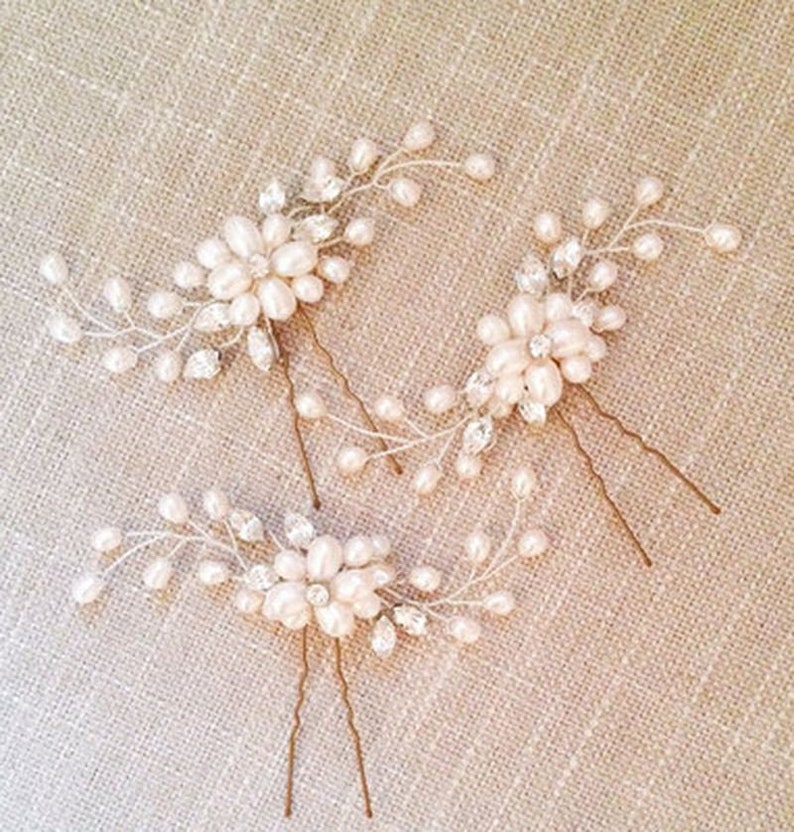 Simply Beautiful Set of 3 Gold Pearl Bridal Hair Pin image 2
