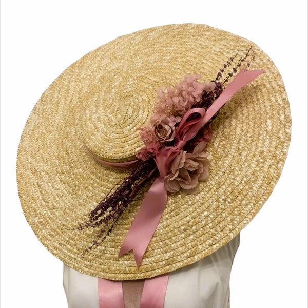 Raffia Boater Hut mit großem Rand und getrockneten Seidenblumen in Dusky Dusty Pink