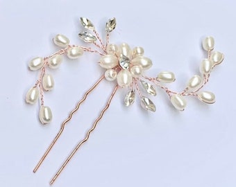 Simply Beautiful Rose Gold with Pearl and Diamante Bridal Hair Pin