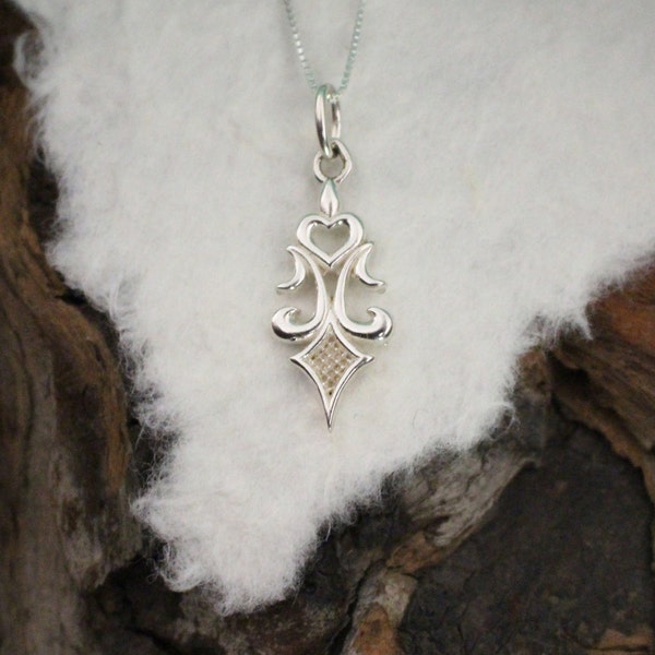 Sterling Silver Norwegian Rosemaling Os Style Necklace ~ Twilight