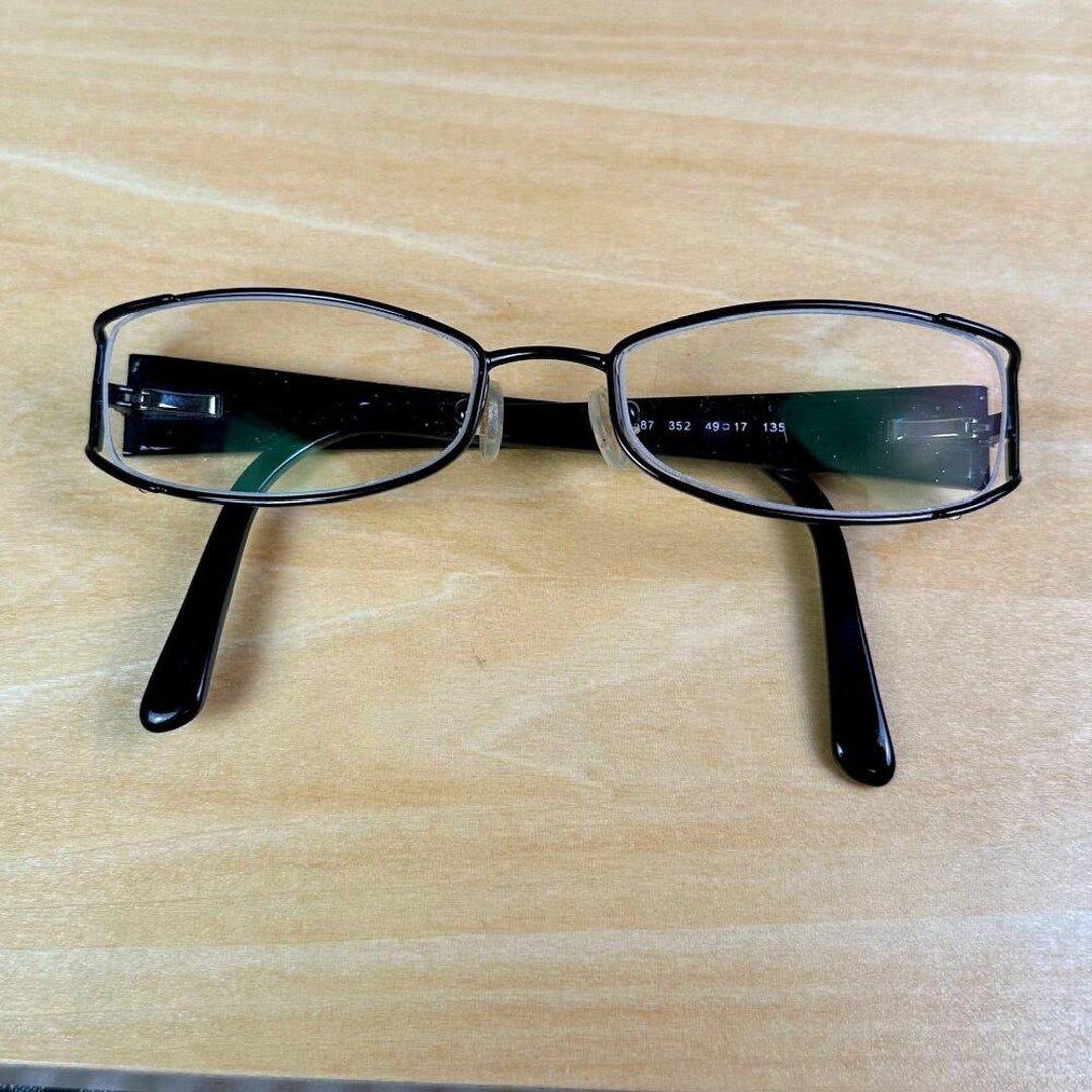 VOGUE 3687 Narrow Oval Eyeglasses in Black 90s Style - Etsy display picture 3