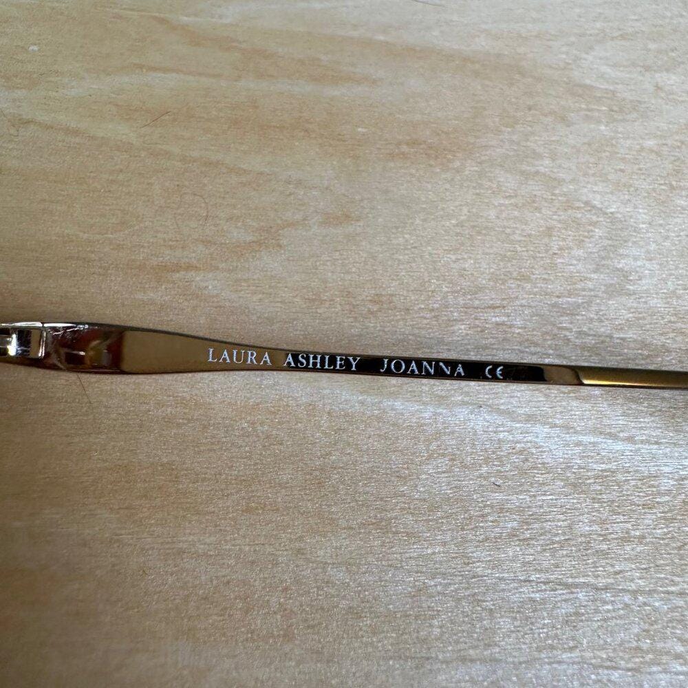 Laura Ashley Vintage Joanna 90s Pearl Gold Oval Eyeglasses  display picture 3