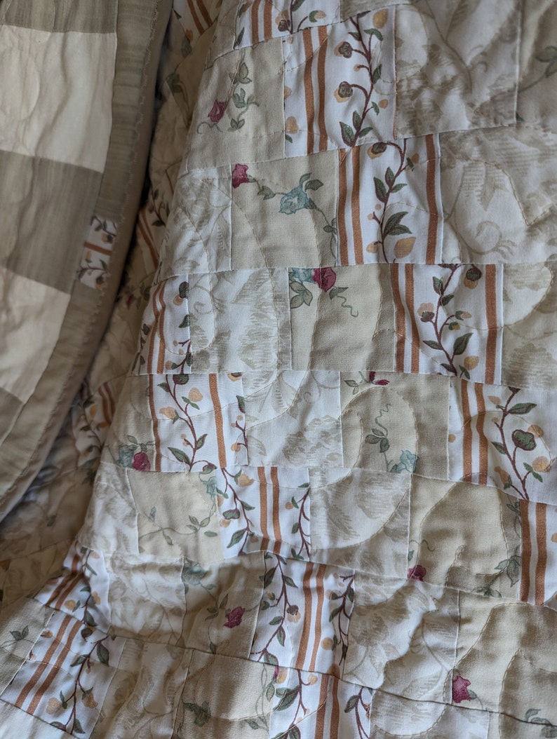 Taupe Quilt image 6