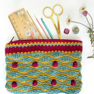 Soho Clutch Crochet Pattern image 5