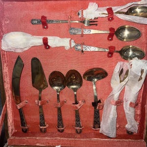 Siam Bronze Factory Vintage Thai Goddess Flatware 140 Plus Pieces Wooden Chest