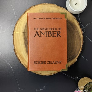 Roger Zalazny's The Great Book of Amber: The Complete Amber Chronicles, leather bound image 4
