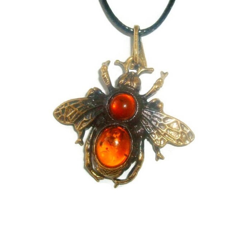Bee jewelry Insect Bee necklace Insect Amber jewelry