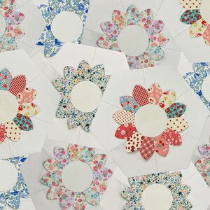 Epp Daisy Chain Pattern Daisy Blooms - English Paper Piecing - EPP - Paper Pieces - Acrylic ...