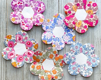 1" Dilly Flowers - English paper piecing - EPP - Paper templates